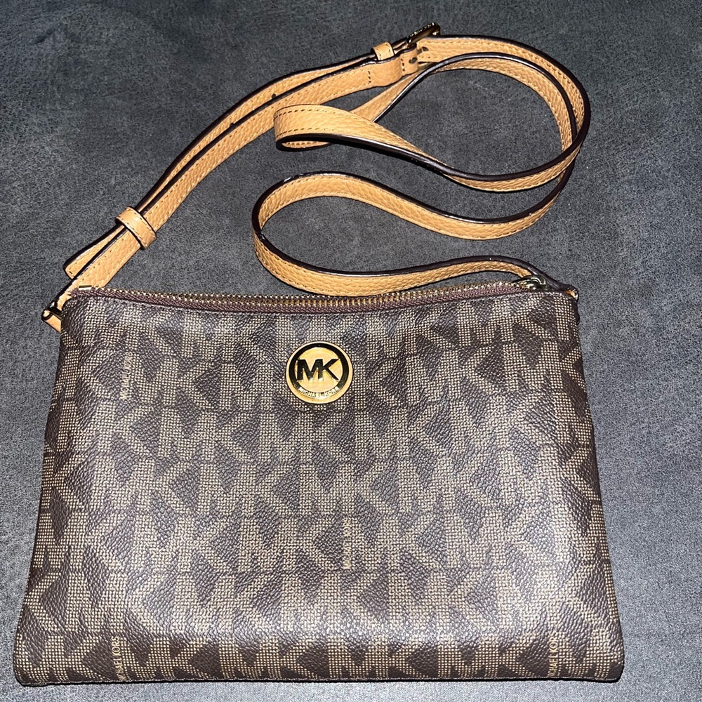 MICHAEL KORS PURSE